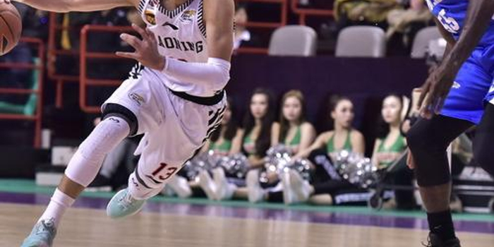 而樊振东与 而樊振东与