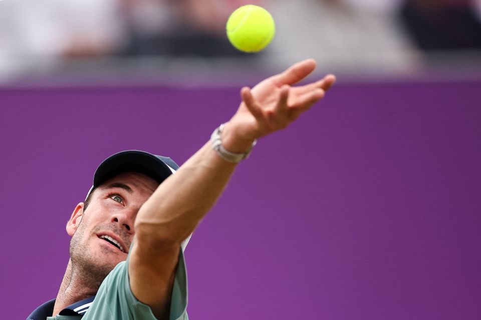 中保持距离 中保持距离