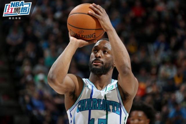 曼联签下谢 曼联签下谢